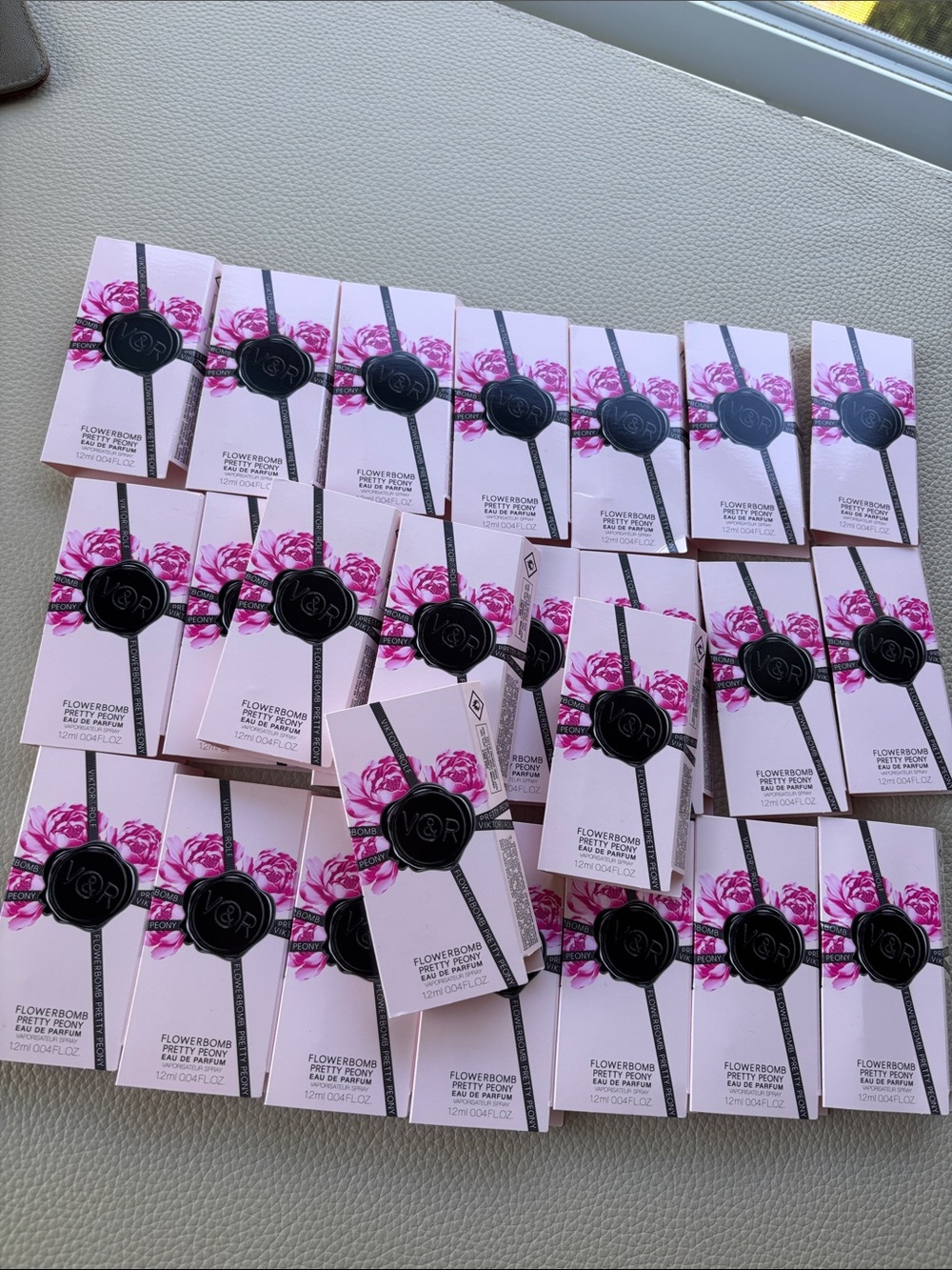 Viktor & Rolf Flowerbomb Pretty Peony eau de parfum (25 samples )